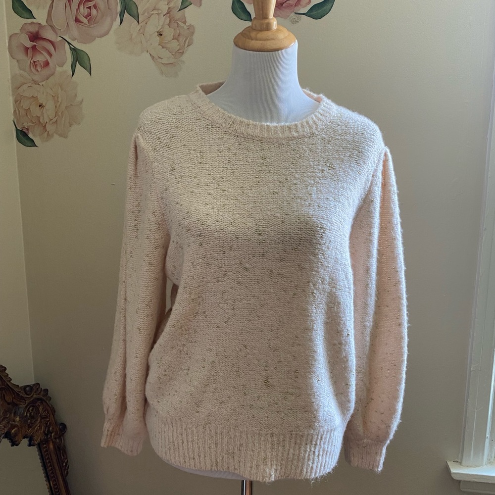 Pink sweater 💗